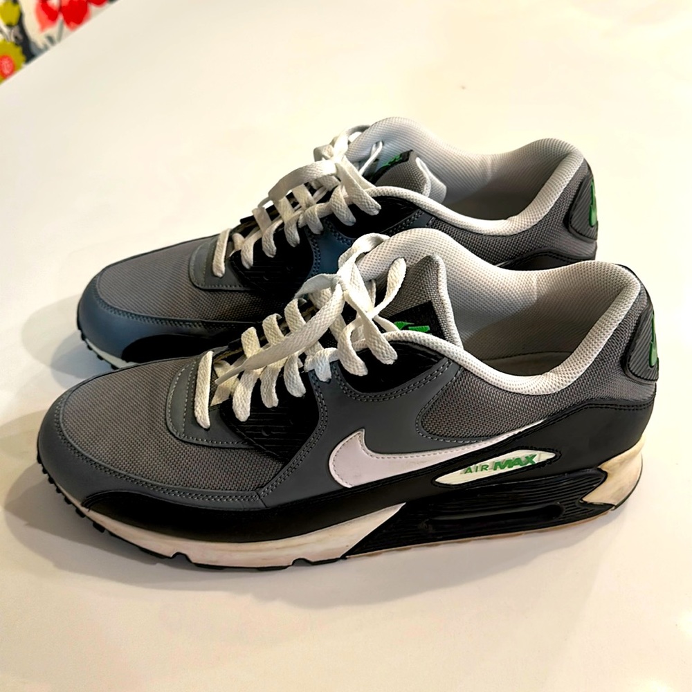 Nike Air Max 90